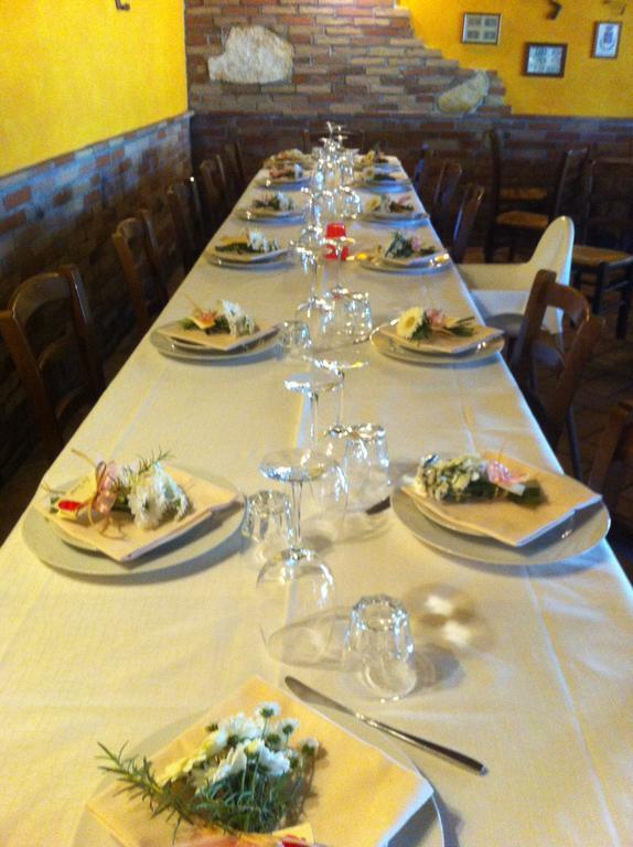 Albergo Trattoria Dazze Marcheno Extérieur photo